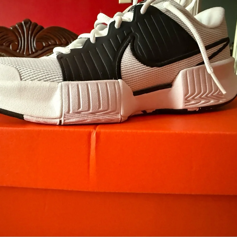 Nike zoom challenge pickleball Athletic Shoes - Picture 1 of 4
